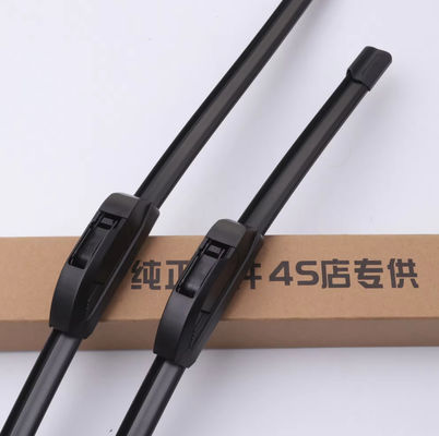 Flexible schwarze Silikon Wiper Blade Alle Wetterbedingungen Haltbarkeit Knochenlose Wiper Blades