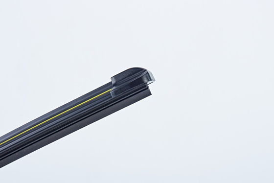 Schlankes Design 18 Zoll Universelle Windschutzscheibenwischer Schwarz Zertifizierte Universal Wiper Blade